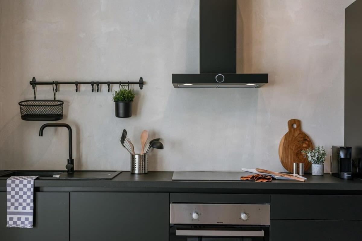 Huswell - Industrial Apartment With Terrace In Antwerpen Kültér fotó